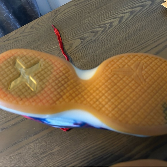 2015 Nike Kobe 10 July 4th special edition. Never worn. Size 9 - Picture 6 of 7